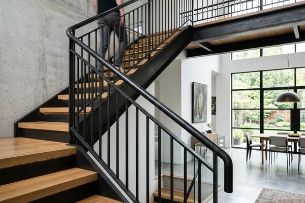Railing Tangga Custom